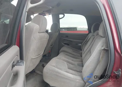 2004 Chevrolet Tahoe Ls from USA, damaged, VIN 1GNEC13VX4J140803